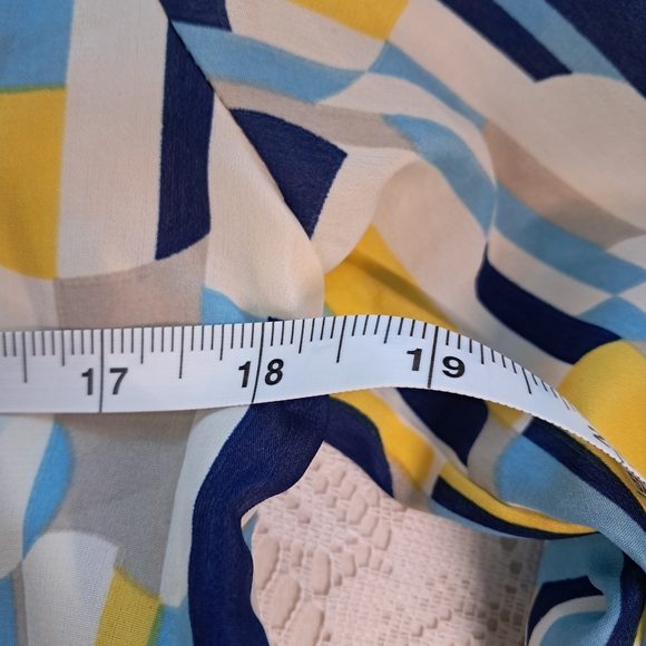 Like New Small blouse with geometric print blue yellow 3 Buttons On Front - Picture 5 of 6